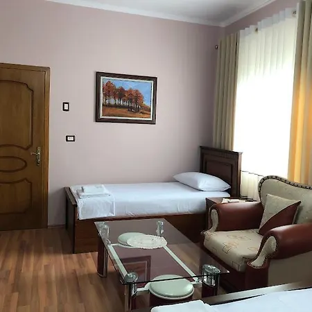 ゲストハウス Garden