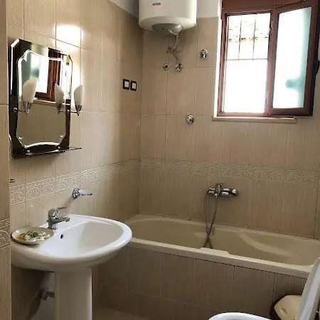 ゲストハウス Garden